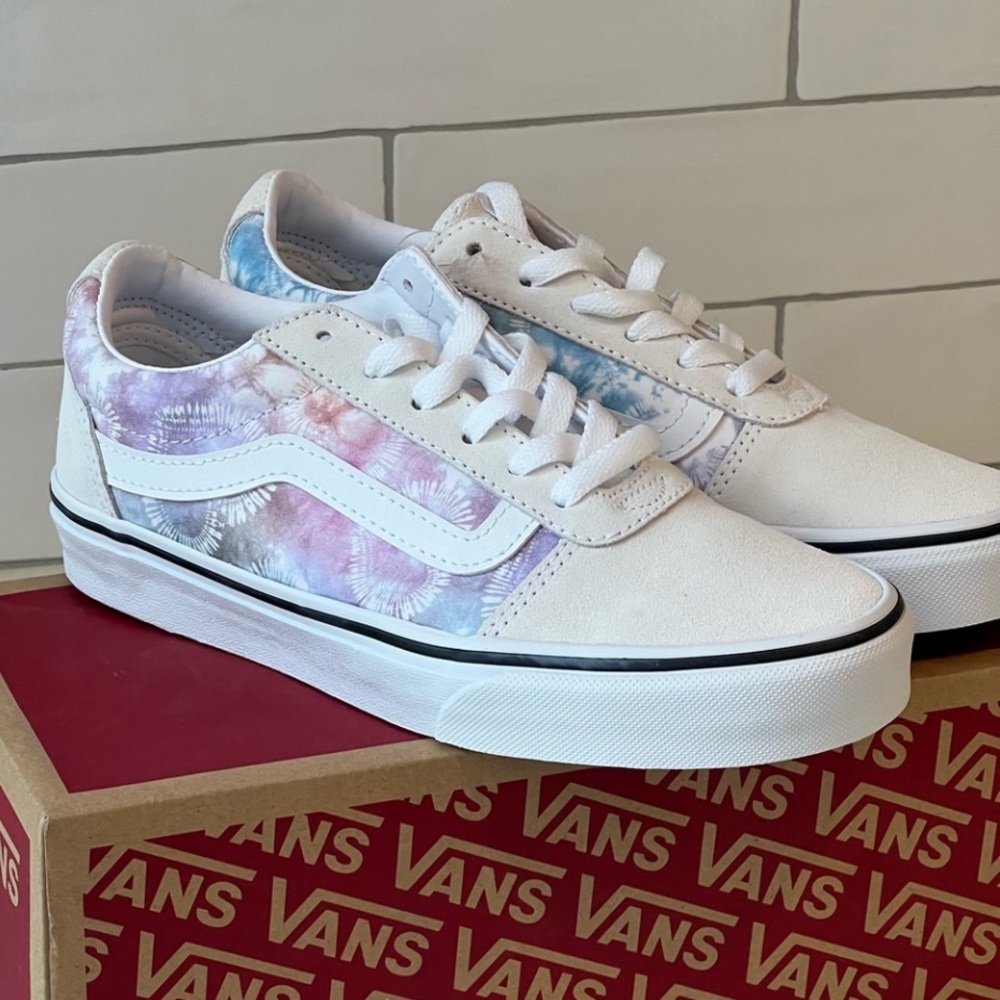 NWT! Vans Ward Pastel Heart Tie Dye Low Top Shoes Womens size 6 Brand new 🦄💜 - Picture 3 of 11